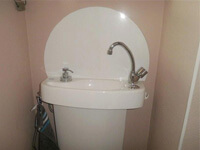 WiCi Concept, lave-mains intégré au WC, avec crédence - Madame S (68)